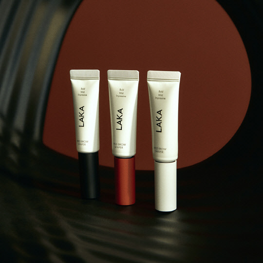 라카가 와일드 브로우 셰이퍼 신규 컬러를 선보인다. <라카 제공>